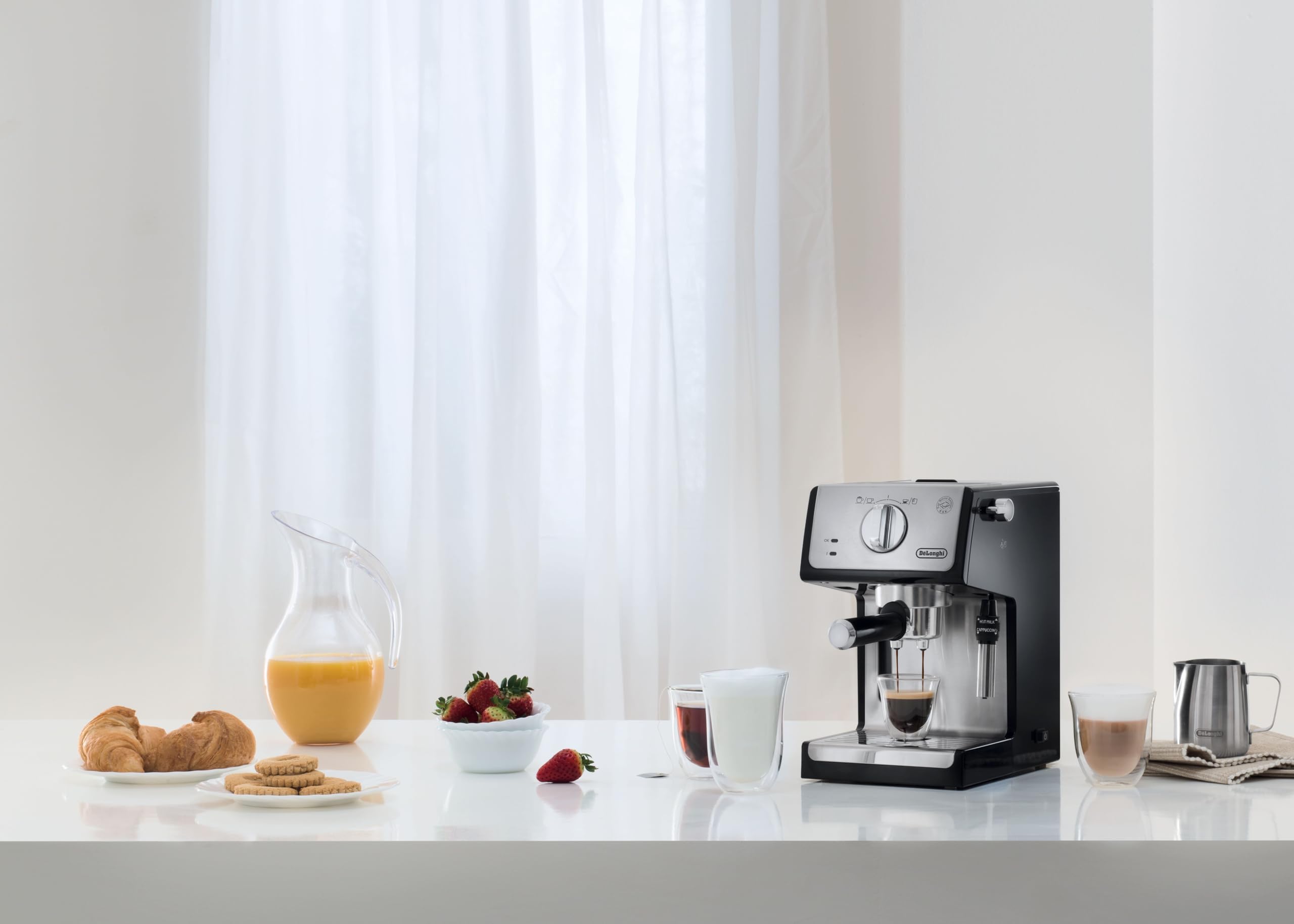 De'Longhi Cafetera Espresso Manual Café y Cappuccino Negro