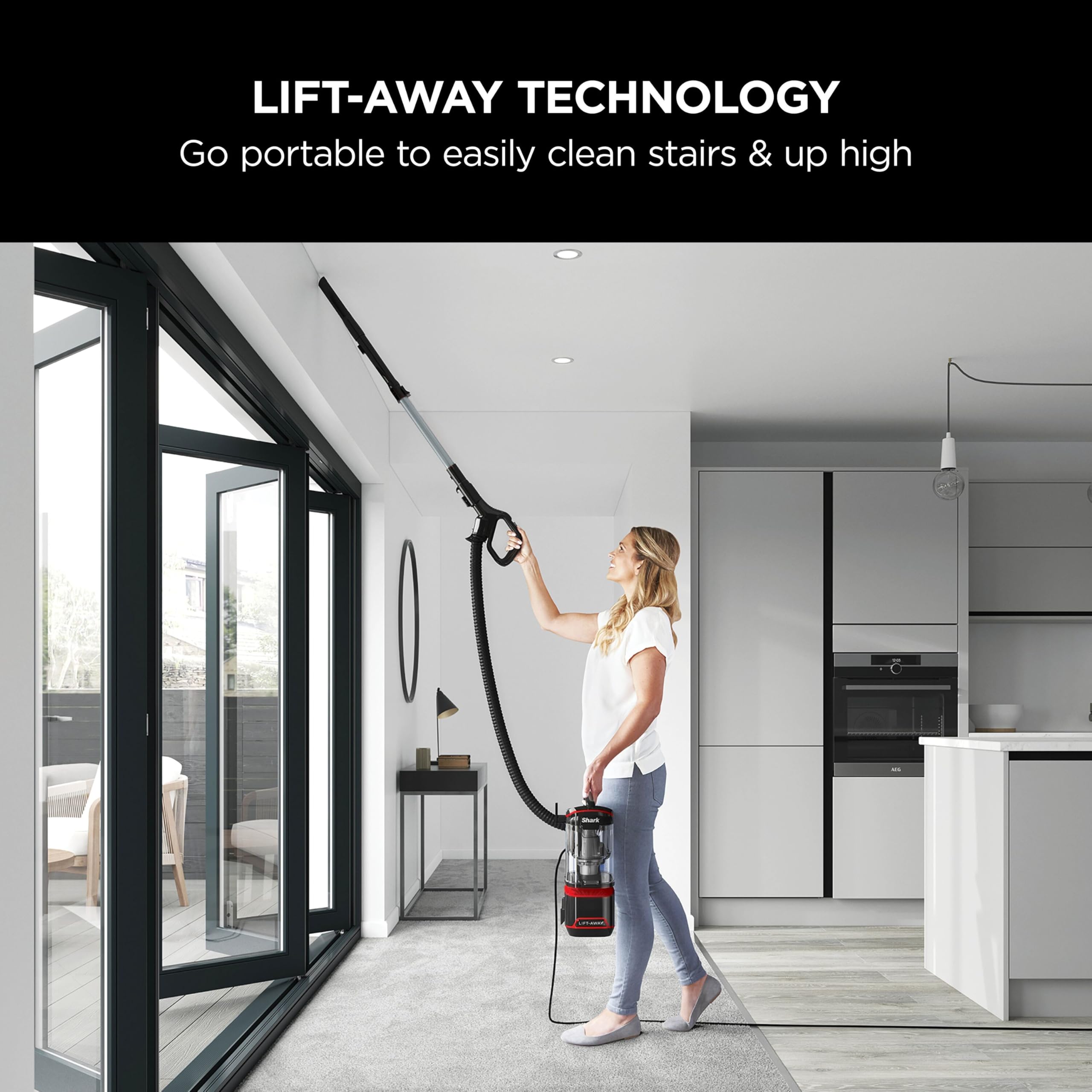 Shark Aspirador Vertical con Cable 1,1 L Lift-Away Pet LED